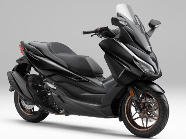 Honda FORZA (NSS)