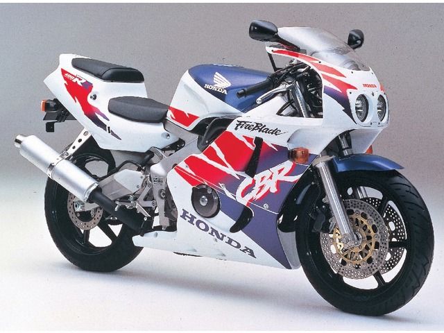 Honda CBR400RR (NC29)