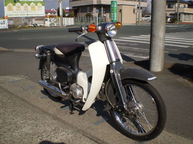 Honda SUPER CUB C65