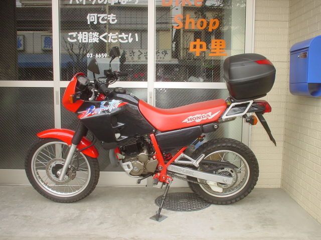 Honda NX250 Dominator