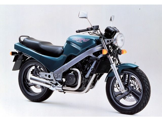 Honda NTV650 (REVERE, Hawk GT, Bros)