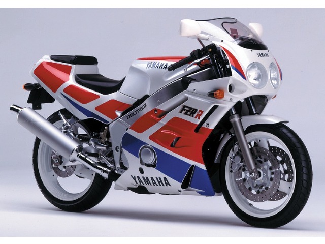 Yamaha FZR400R