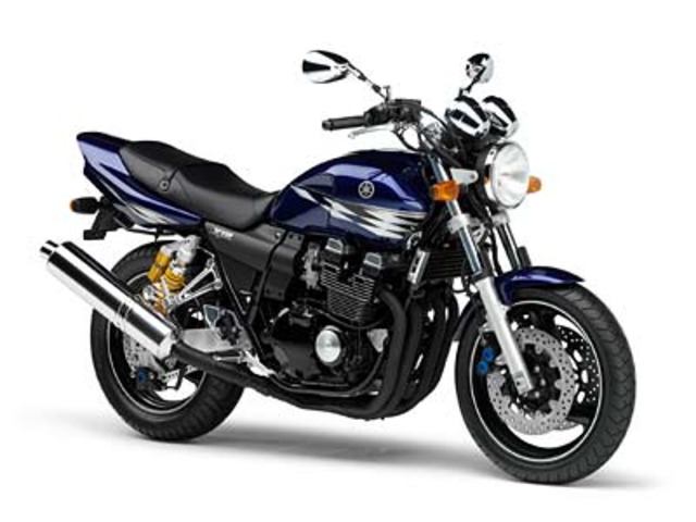 Yamaha XJR400R