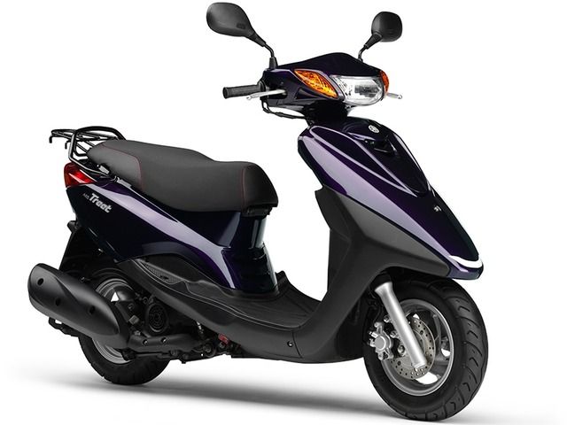 Yamaha AXISTreet
