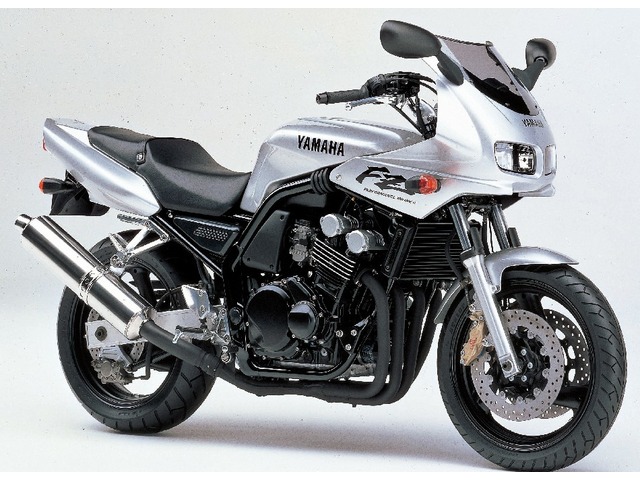 Yamaha FZ400
