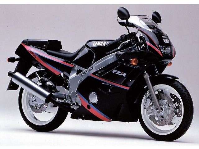 Yamaha FZR600